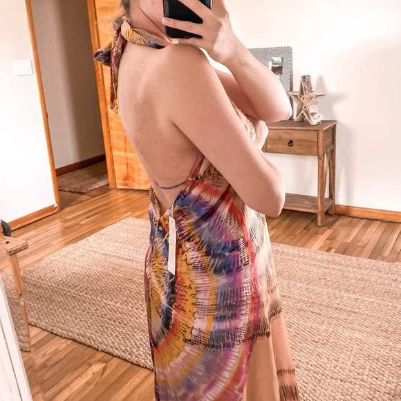 Alexis 100% Silk Colorful Adjustable Beach Resortwear Deep V Maxi Dress S NWT - Picture 2 of 12